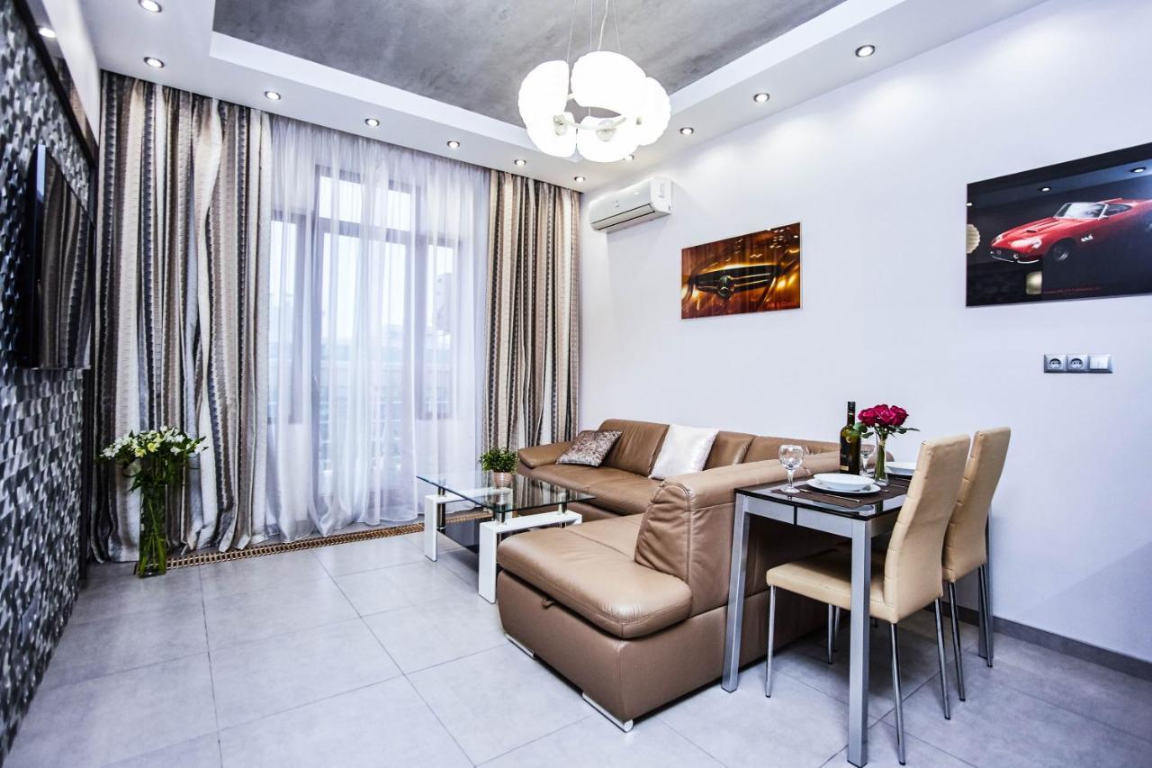 Central Park Apartments Odessa Exterior foto