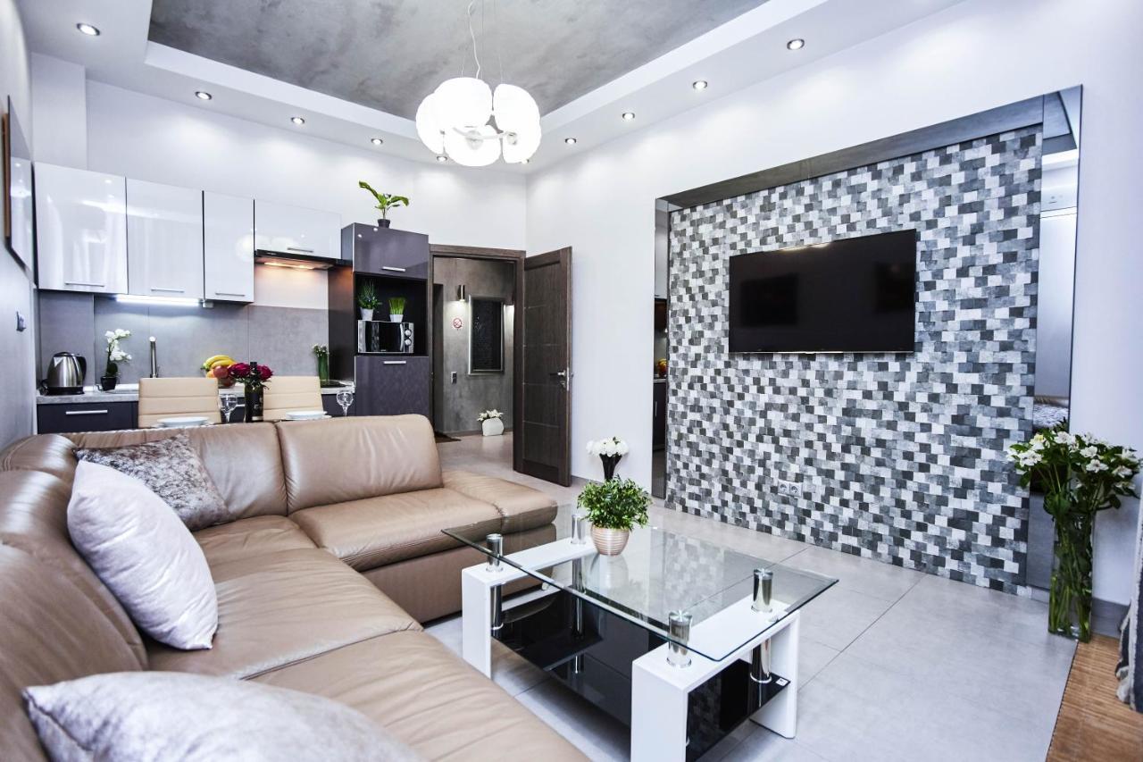 Central Park Apartments Odessa Exterior foto
