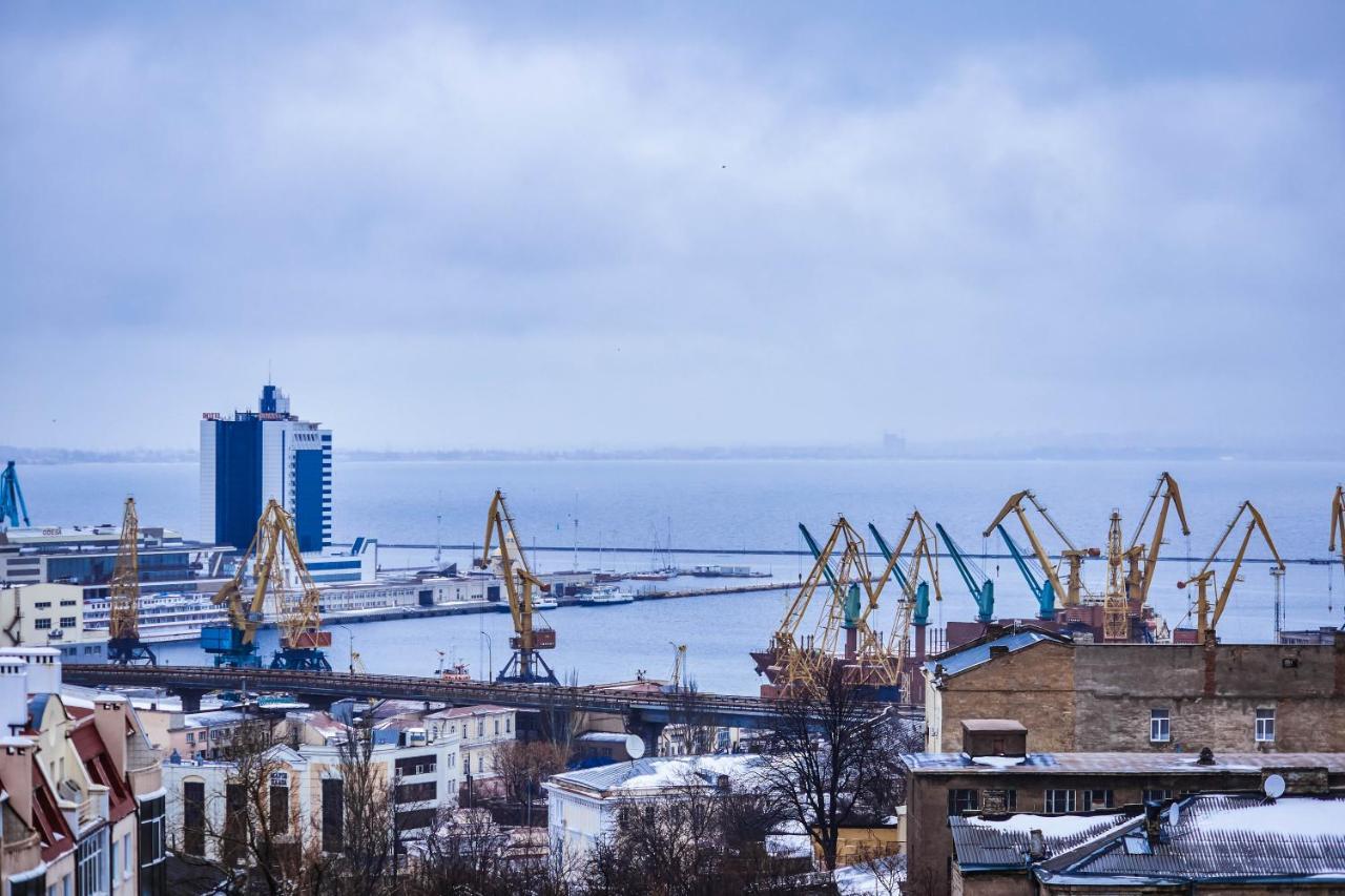 Central Park Apartments Odessa Exterior foto